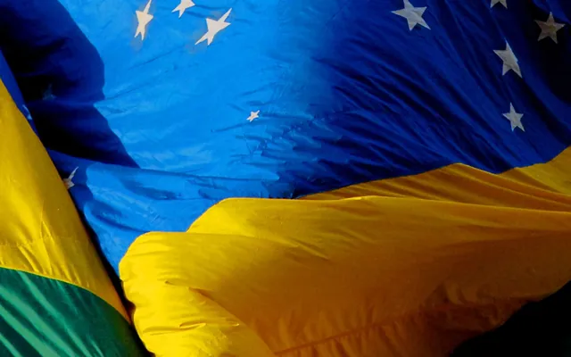 Bandeira do Brasil ao vento